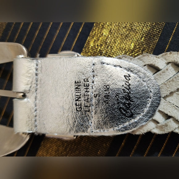 Lady Captiva sizeS Genuine Braded Leather In Silver w/ Silver Buckle Embossed - Picture 6 of 10